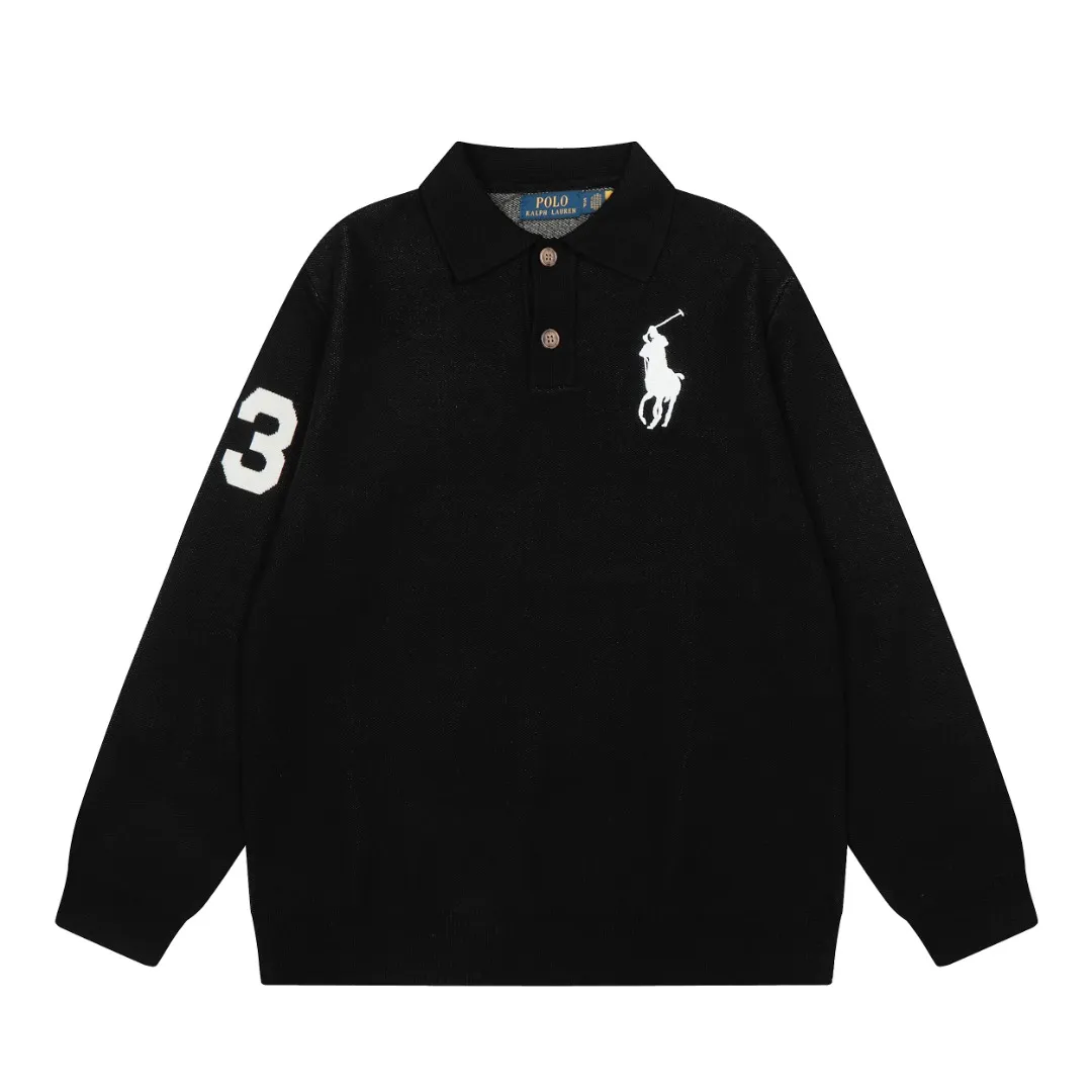 P250 Top quality" Style number: DS164# (not off the shelves all year round) [Ralph Lauren autumn and winter Malaysia embroidered logo knitted POLO lapel sweater] ✅Ralph Lauren Ralph Lauren classic basic lapel POLO same style knitted autumn and winter sweater for men and women ✅Main supplier platform live broadcast Wholesale entity Replenish when out of stock Not off the shelf ✅ZP quality 1:1 version Scan the code to enter the GF website Counter quality ✅Detailed quality is the only one in Guangzhou Imported quality cotton yarn, 750g weight, focusing on high-end, cost-effective, good quality, needless to say, ✅The version is restored to the original order, the maximum size can be worn up to 190 pounds, loose, comfortable and stress-free, ✅The upper body is simple and easy to match, a must-have for male gods. Good-looking clothes are never picky. A must-have in couples' wardrobes. Size: S-XL. Color: Milk white, gray, black and white, black and red, navy white label, navy red label
